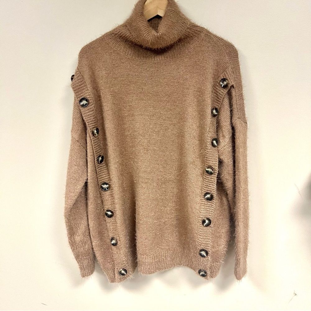 Pol fuzzy tan sweater with side buttons. Size M